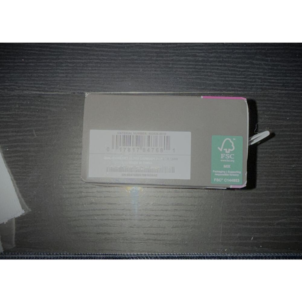 Bose QuietComfort Ultra Wireless Bluetooth Earbuds Black with All Components - Picture 9 of 11
